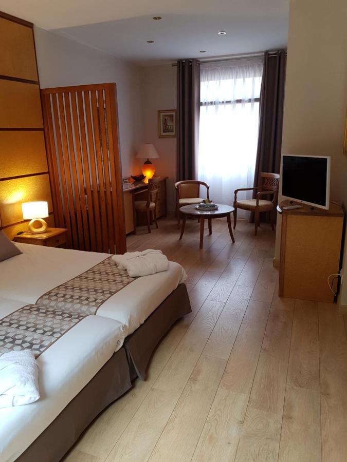 Hotel Eden Bethune Bagian luar foto