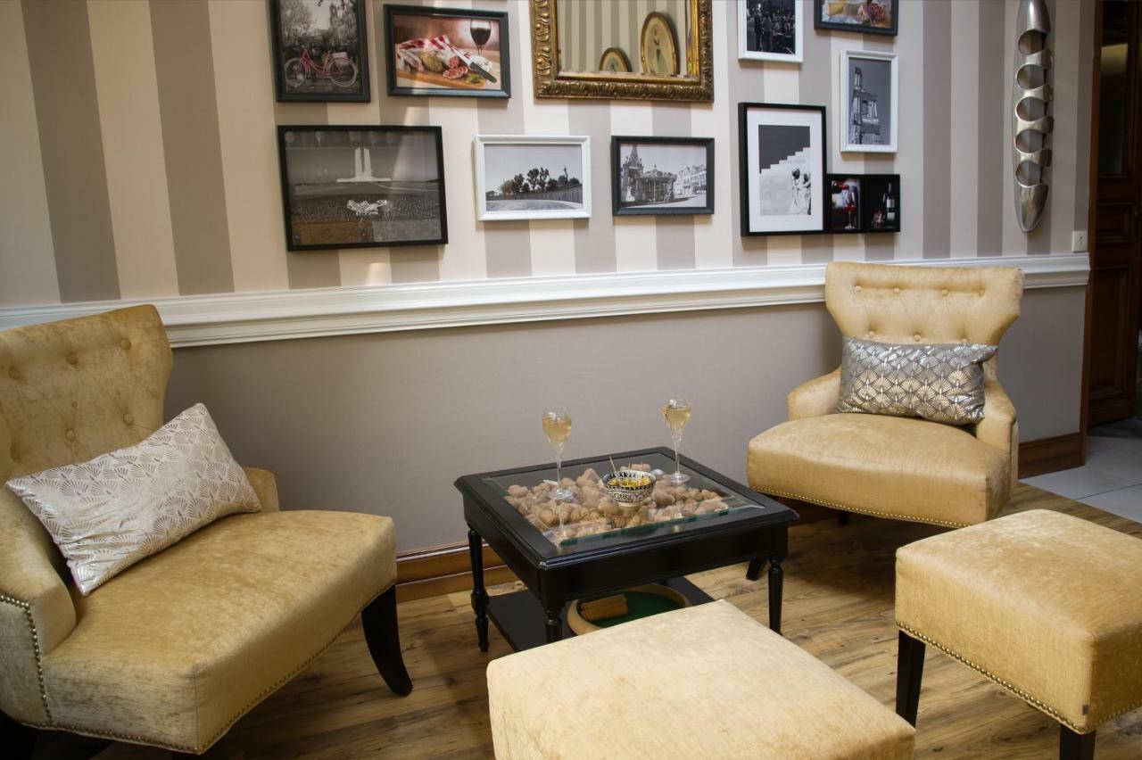 Hotel Eden Bethune Bagian luar foto