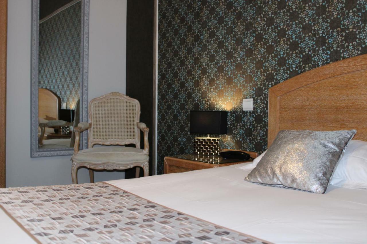 Hotel Eden Bethune Bagian luar foto
